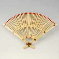 �|��i���j